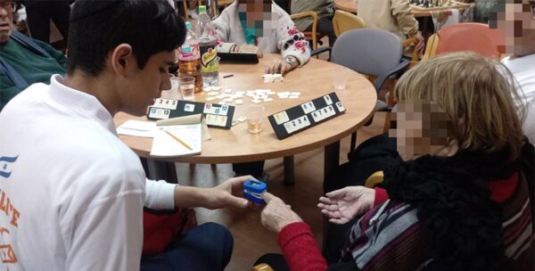 AMIT Sderot students help keep local seniors healthy