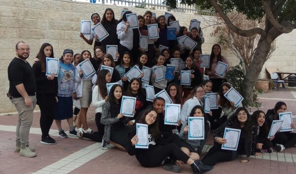 AMIT girls aim to ease ER wait times