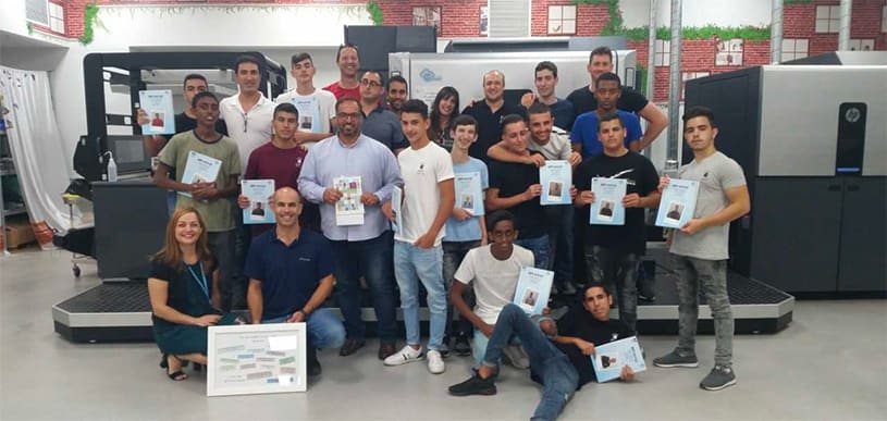 Kiryat Malachi students complete special program with HP engineers