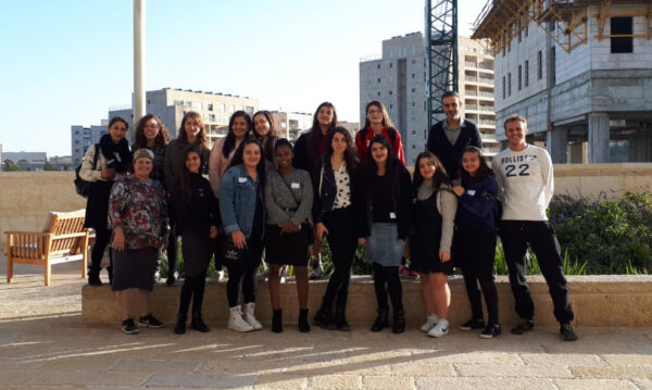 young entrepreneurs advance to national competition