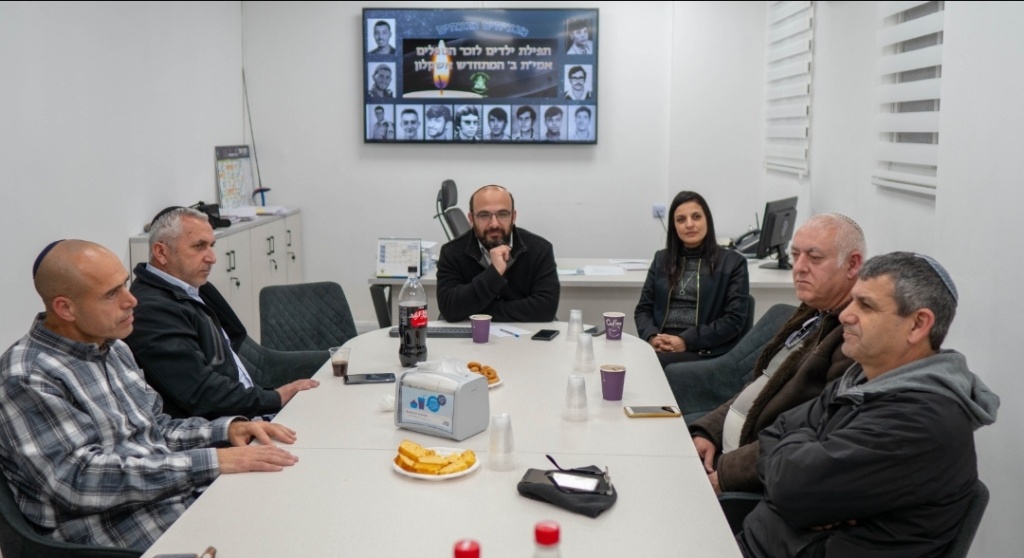 AMIT Ashkelon students pay tribute to fallen alumni